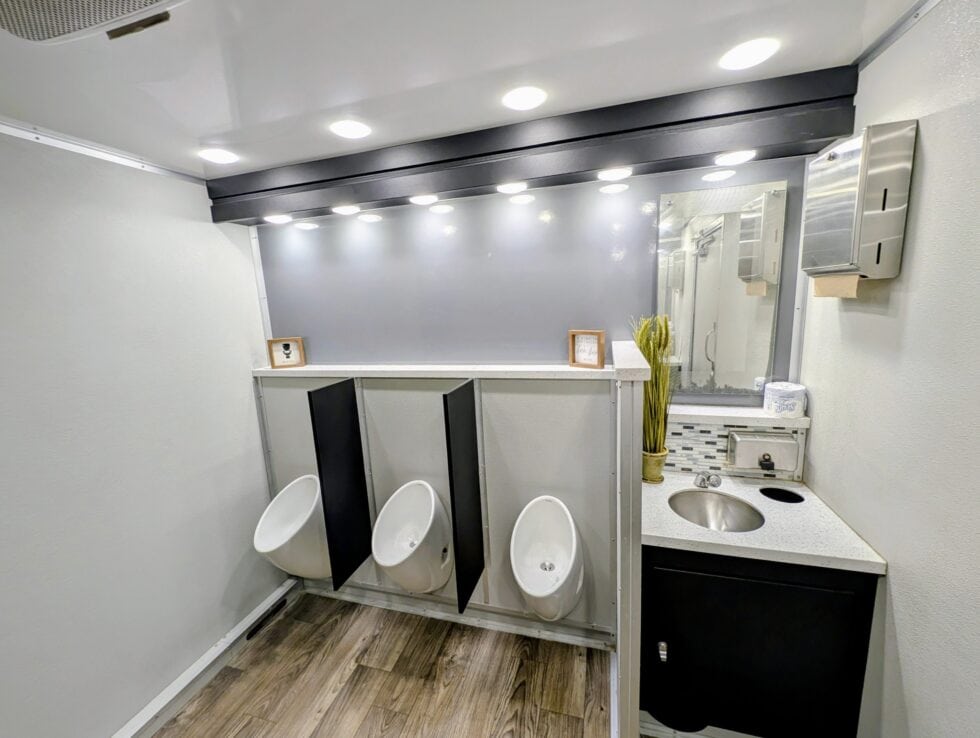Ten Station Luxury Restroom Trailer