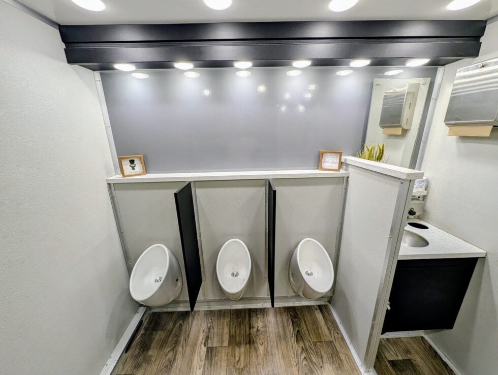 Ten Station Luxury Restroom Trailer